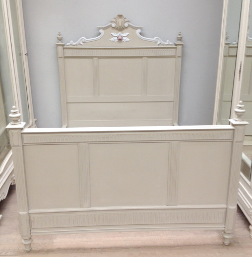 french antique Henri II style bed